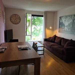 Johan'S B&B With Roofterrace And Cheap Parking - Since 2014 Habitación en casa particular